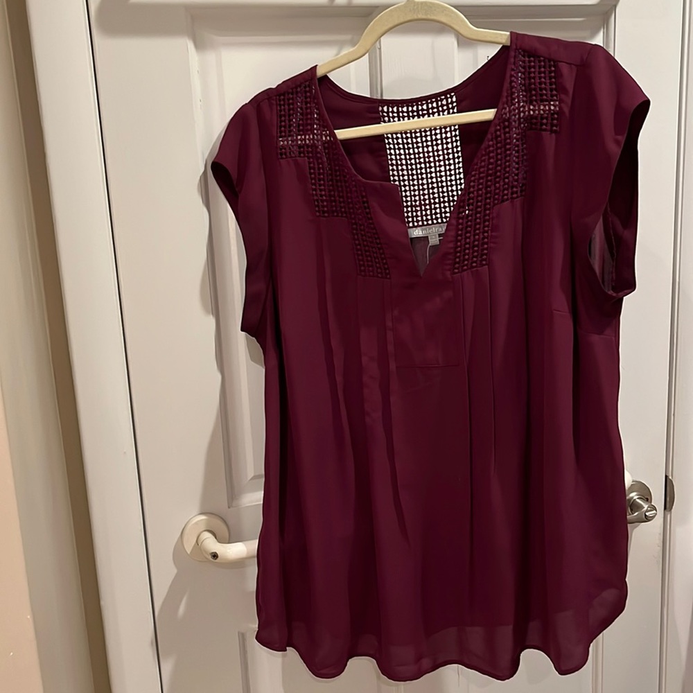 Estefany Lace detail split neck blouse
